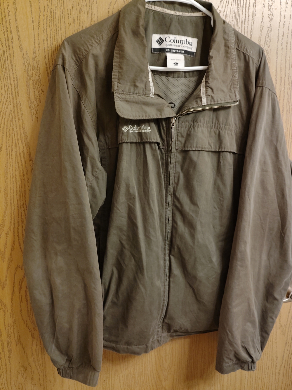Columbia Men’s Olive Lightweight Shirt Jacket